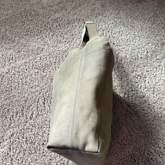 Selling a new Patti bag my Lucky Brand - Picture 3 of 13